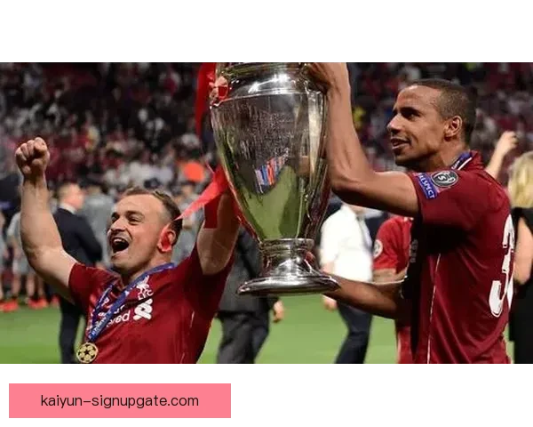 黄喜灿技术特点：跑动积极、突破犀利，本赛季表现稳健提升